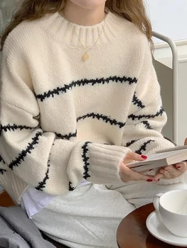 2023 Женщины Mock Neck Thicken Теплый свитер Длинный рукав в полоску Трикотажные пуловеры оверсайз О-образный вырез Свободный повседневный свитер Женский зимний
