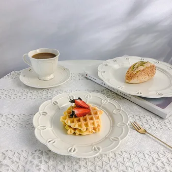 Французский стиль Винтажные белые тарелки для закусок Керамические тисненые десертные хлебные подносы Блюда для тортов Девичник Посуда для свадебных вечеринок